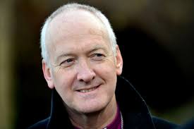 3,0000 turn out to see historic moment Bishop Baines takes