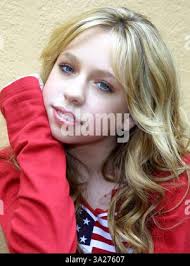 Mar 29, 2002; West Hollywood, CA, USA; Pop group 'Jump5' during an photo  shoot. Mandatory Credit: Photo by Rena Durham-KPA/KEYSTONE Pictures (©)  Copyright 2002 by Rena Durham Stock Photo