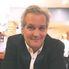 Amy Corman's Instagram, Twitter & Facebook