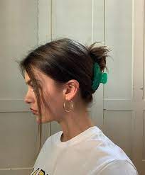 Dark Brown Hair With Green Jaw Clip Clip Hairstyles Hair Styles Aesthetic Hair