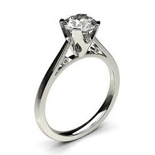 Notre collection bague fiancaille de 2021 est en solde. Bague De Fiancailles Fine Solitaire Diamant Serti 4 Griffes Rectangles Diamonds Factory