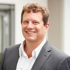 Lawrence Lin's Instagram, Twitter & Facebook