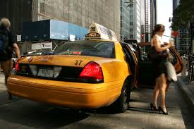 Taxi medallion agent from Staten Island charged with skirting rules