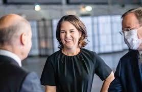 Zuvor war sie von 2009 bis 2013 landesvorsitzende der grünen in brandenburg. Why Annalena Baerbock Is Germany S Last Chance To Take Meaningful Action On Climate Change European Greens