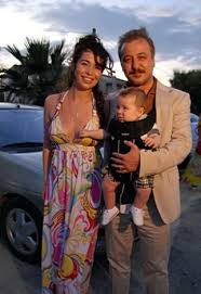 Ciddi bir tehlike atlatan esra ronabar yaklaşık 5.5. Esra Ronabar And Baris Falay Photos Esra Ronabar And Baris Falay Picture Gallery Famousfix