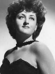 Roslyn Silverman's Instagram, Twitter & Facebook