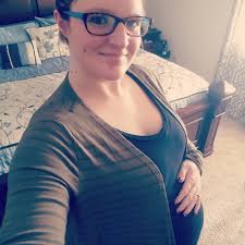 L😍😍k how adorable my mom and Azlynn were yesterday for church!  #lularoesarah #lularoesariah #sheloveshergege #gorgeous #bestmomthereis