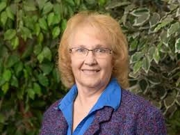 Adele Lea's Instagram, Twitter & Facebook