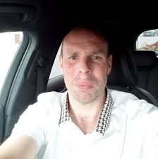 Me many years ago in the big smoke. Loved driving that coach.