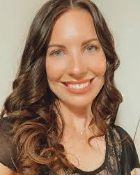 Jeannie Cagle's Instagram, Twitter & Facebook