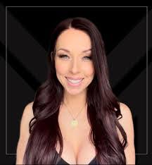 Pat Digiacomo's Instagram, Twitter & Facebook