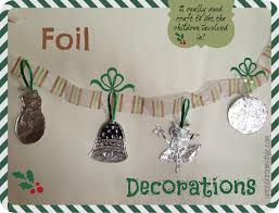 You don't have to be a crafting expert to create beautiful crafts. Easy Christmas Crafts 2 Foil Decorations Speech Room Style