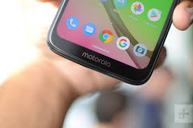 After that hold down volume down + power button until the screen flashes. Moto G7 Play Vs Moto G6 Play Which Is Your Perfect Playmate Digital Trends