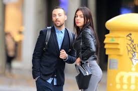 Here's cristiano ronaldo and his smokin' hot model girlfriend, georgina rodriguez, showing off their insane, hairless physiques in spain. Georgina Rodriguez Madame Cristiano Ronaldo Kiffe Toujours Sa Vie D Avant Causerie