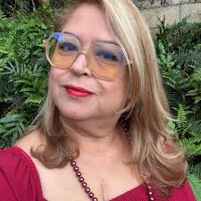 Buenos Días mi gente bella! Si vives en Puerto Rico 🇵🇷 ¿ya tienes luz? 💡