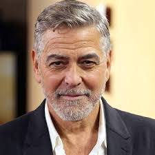 Marc Oscar's Instagram, Twitter & Facebook