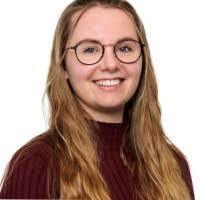 Denise Maret's Instagram, Twitter & Facebook