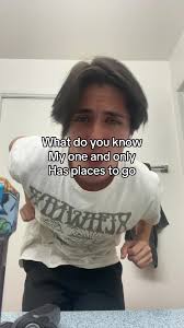 Just vibin in my bathroom yer #malcolmtodd #youoweme #newmusic