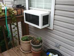 The cat solarium is exactly what the name means. Cat Window Patios From Cwaa Crafts Cat Window Boxes And Patios That Fit Into The Window Like An Air Conditioner Our Cat Window Patios Give Your Indoor Cat An Outdoor Experience