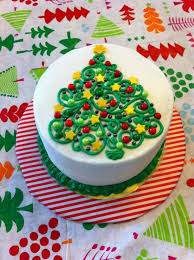 We've got christmas cake recipes for rolled cake, chocolate cake that looks like a tree stump complete with acorn and mushroom decorations, tall layer cake with get inspired to make your porch your new favorite living space with these ideas designed to add a refined look to any outdoor space. 62 Awesome Christmas Cake Decorating Ideas And Designs Page 34 Of 62 Seshell Blog
