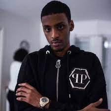 He was born on january 4, 1996 in sweden. Yasin Byn Oslappt Remy Martin By Blade