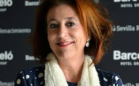 Julio 2018. MENCIÓN ESPECIAL DE RRHH para Elena Moros de Barceló