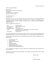 Contoh surat lamaran pekerjaan berikut ini kami sajikan kepada para pelamar atau pencari kerja agar lebih mudah dan cepat mengajukan lamaran sesuai dengan posisi jabatan atau pekerjaan yang. Contoh Surat Lamaran Kerja Umum