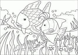 You can choose between the single printable image of rainbow fish or those that shows him when he was exploring the ocean with his companies. 20 Free Printable Rainbow Fish Coloring Pages Everfreecoloring Com