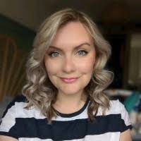 Donna Trew's Instagram, Twitter & Facebook