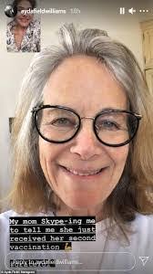 Gwen Field's Instagram, Twitter & Facebook