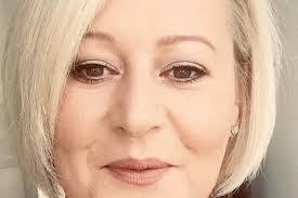 Tracey Cryer's Instagram, Twitter & Facebook