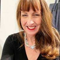 Heather Dougherty's Instagram, Twitter & Facebook