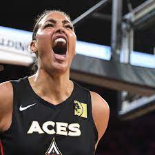 An australian professional basketball player elizabeth liz cambage is professionally known as liz cambage. It Was Pretty Ugly Liz Cambage Opens Up About Depression Basketball The Guardian