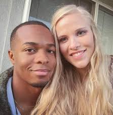 Hummm foutaissssssssssssssssssse je n'aime pas ça tchurrrrrrrrrrr " Je suis  sorti avec des femmes noires de mon pays d'Origine maintenant je sais  pourquoi je préfère la femme blanche " 1. Les femmes