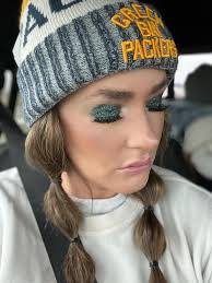 Kasey Bergman's Instagram, Twitter & Facebook