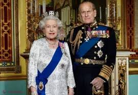 Printul philip al greciei si danemarcei a fost unicul fiu al printului andrew al greciei, fratele mai mic al regelui constantin al greciei, si al printesei alice de battenberg. Iubiri Celebre Povestea De Dragoste Dintre Elisabeta A Ii A Si PrinÅ£ul Philip