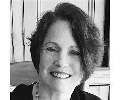 Amy Lister's Instagram, Twitter & Facebook