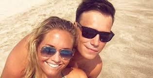 Jeho žena a bývalá tenistka klára koukalová, která mu před třemi lety řekla své »ano«, se na sociální síti ukázala v plavkách a. Hvezda Novy A Slavna Tenistka Planuji Miminko Celebrity Instory Cz