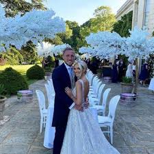 Among them, one is a daughter while the other two are sons. Inside Leeds United S Luke Ayling S Lavish Wedding As Ellie Goulding Performs Private Show For Newlyweds Leeds Live
