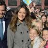 Seit der hochzeit mit carl philip gibt sie sich aber ganz als prinzessin und begeistert die schweden mit eleganten roben. 1