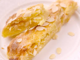 Tresse Facon Croissant Aux Amandes Recette Croissant Aux Amandes Recette Amande