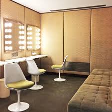 Whether you're designing a bathroom for a restaurant, community center or stadium, there are 10 things you'll need to consider to ensure you plan the optimal restroom for your business. What We Ll Miss Most From New York S Four Seasons Restaurant Architectural Digest