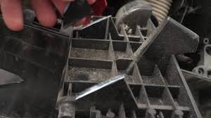 Bissell Powergroom Helix Rewind Belt Replacement Bissell Vac Height Adjust Hack Youtube