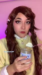 You See Im Eating The Salad Very Cute Very Clean Very Demir