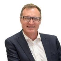 Robert Sellick's Instagram, Twitter & Facebook