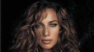 Weil ihr Vater schwarz ist: Leona Lewis aus Geschäft geschmissen