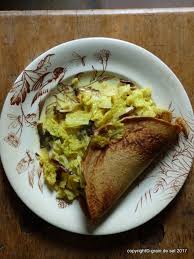 Happy New Dog Kastanien Pfannkuchen Mit Ras El Hanout Wirsing Salzkorn Meine Gartenkuche Wirsing Lebensmittel Essen Rezepte