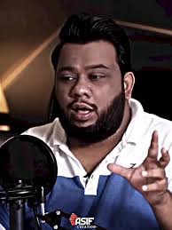 Asif Mohamed's Instagram, Twitter & Facebook