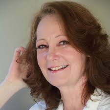 Diane Engelsman's Instagram, Twitter & Facebook