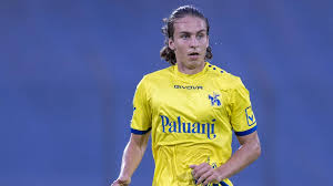 De esta manera, el tetracampeón del calcio sumó su primera unidad en el. Die Einmalige Geschichte Des Gianluca Gaudino